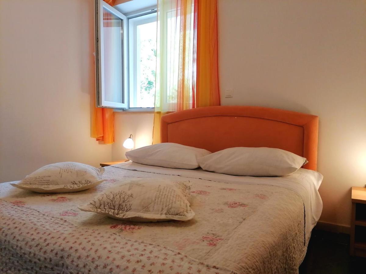 Apartments Melinda Baška Voda Екстериор снимка