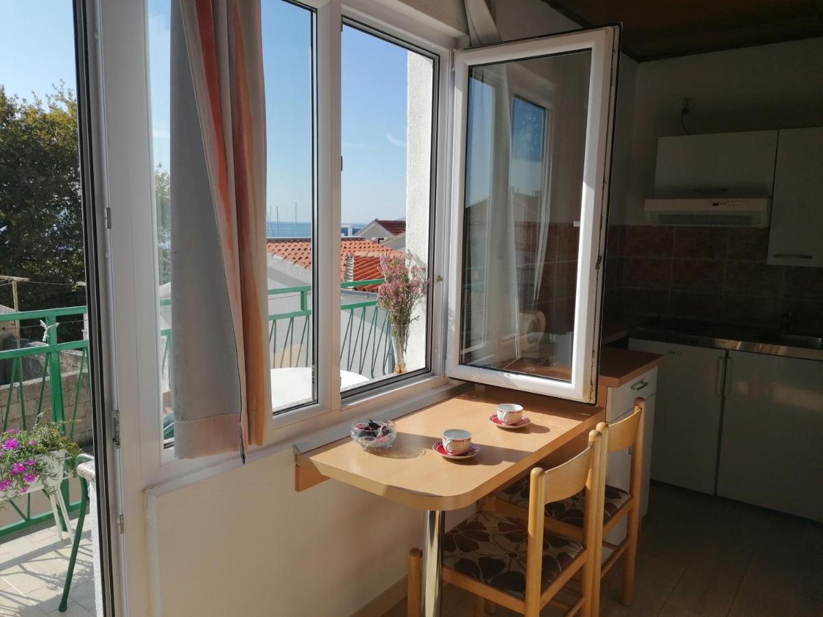Apartments Melinda Baška Voda Екстериор снимка