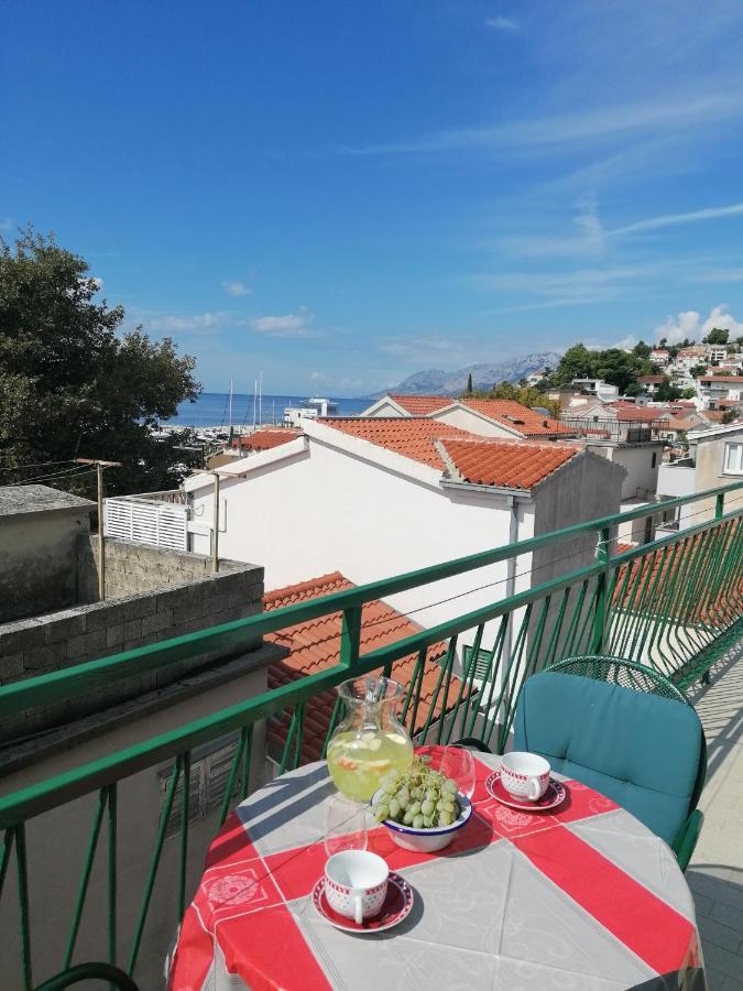 Apartments Melinda Baška Voda Екстериор снимка
